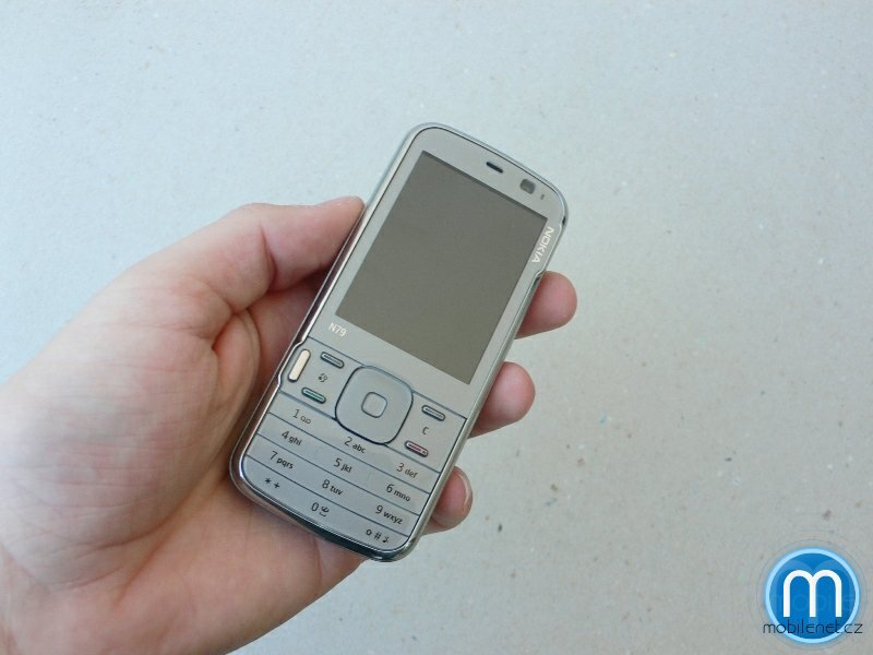 Nokia N79