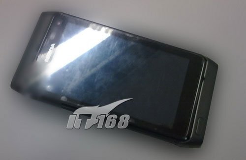 Nokia N8