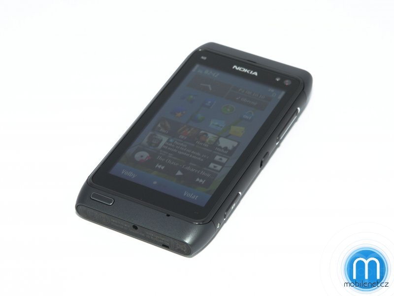 Nokia N8