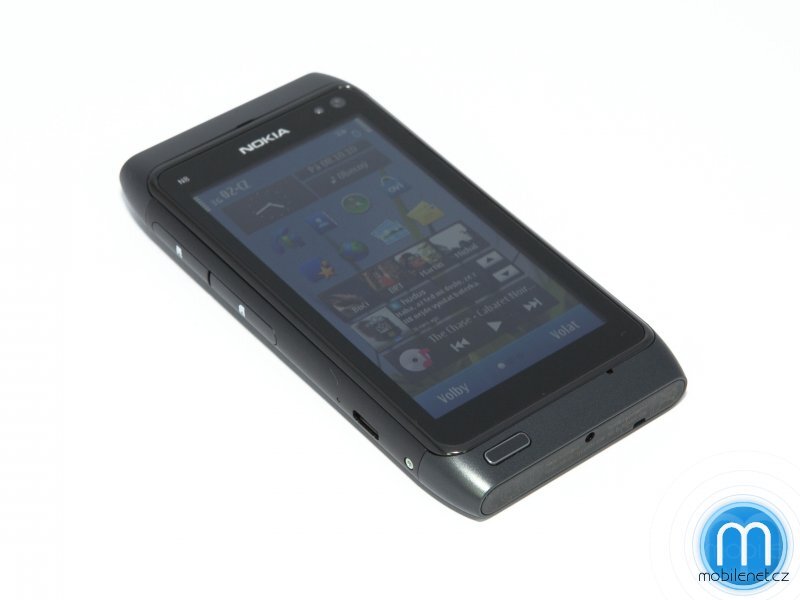 Nokia N8