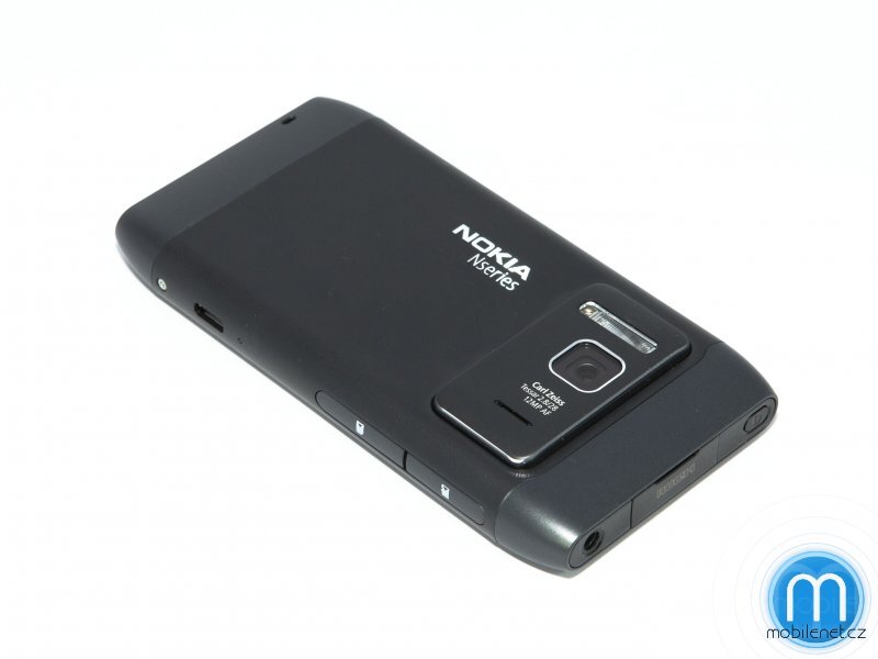 Nokia N8