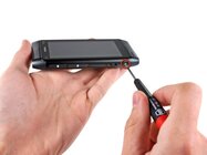 Nokia N8 rozebrána do posledního šroubku