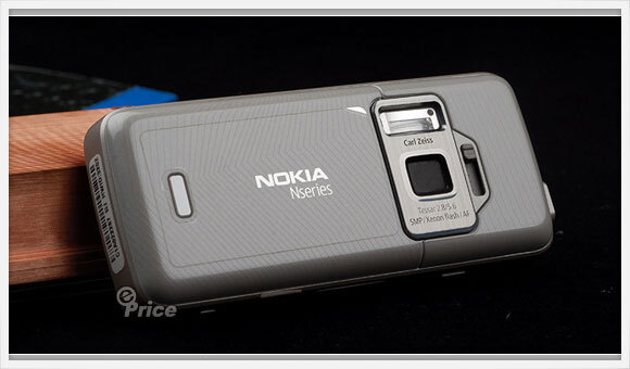 Nokia N82