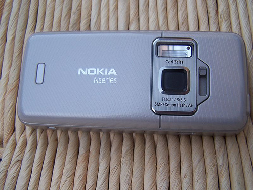 Nokia N82