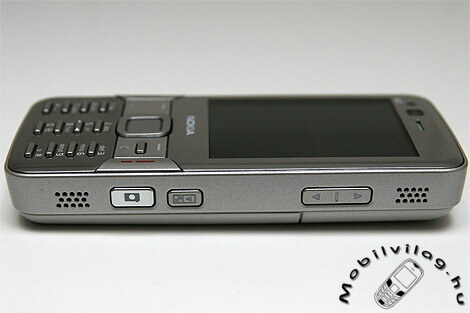Nokia N82