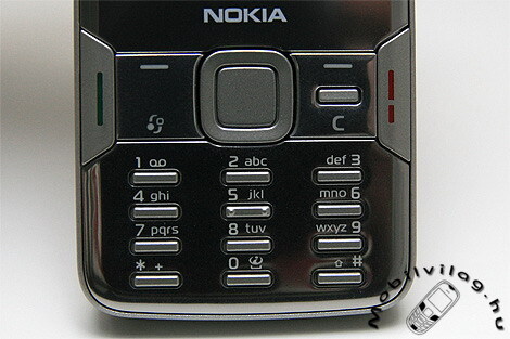 Nokia N82