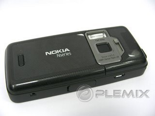 Nokia N82