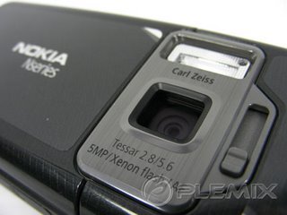 Nokia N82