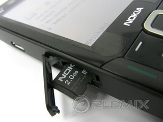 Nokia N82