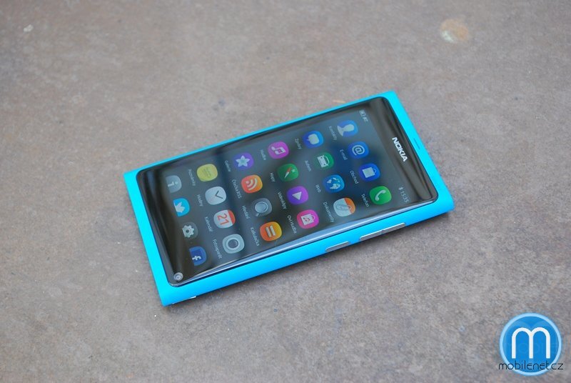 Nokia N9-00