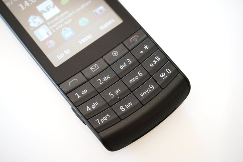 Nokia X3-02