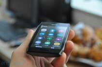 Nokia X7 - první živé fotografie