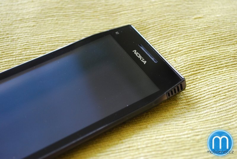Nokia X7