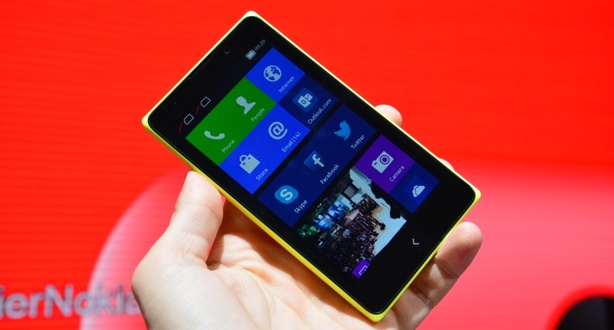 Nokia XL