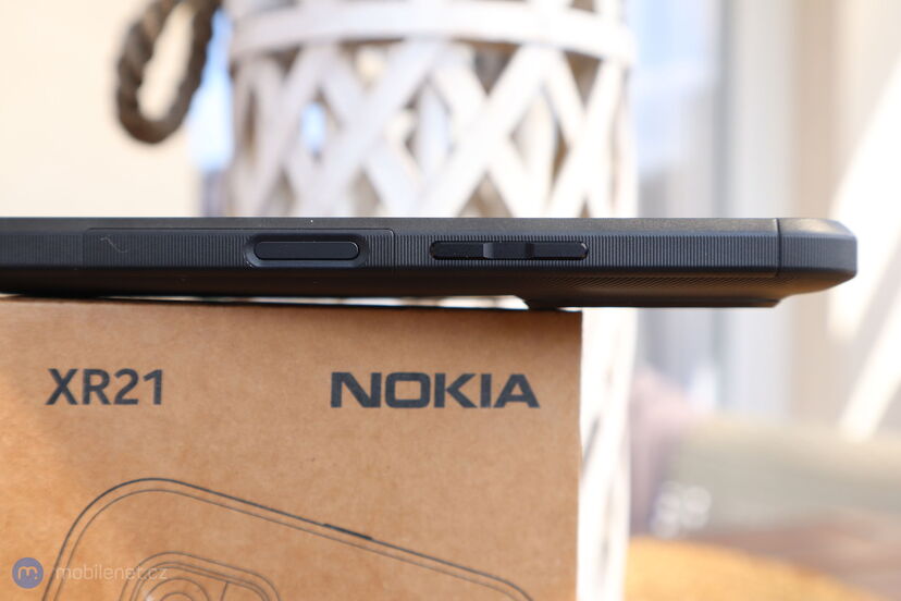 Nokia XR21