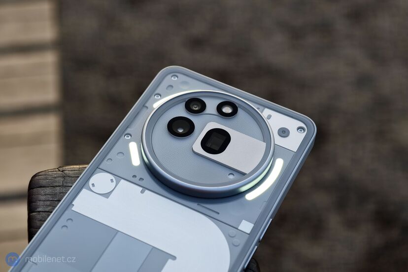 Nothing Phone (3a) Pro