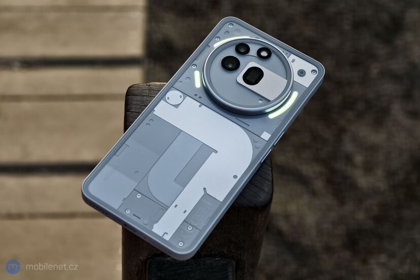 Nothing Phone (3a) Pro