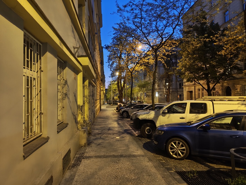 Nothing Phone (3a) Pro