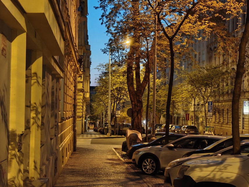 Nothing Phone (3a) Pro