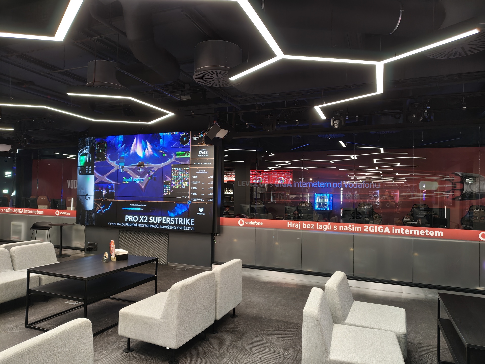 Nothing Phone (4a) Pro