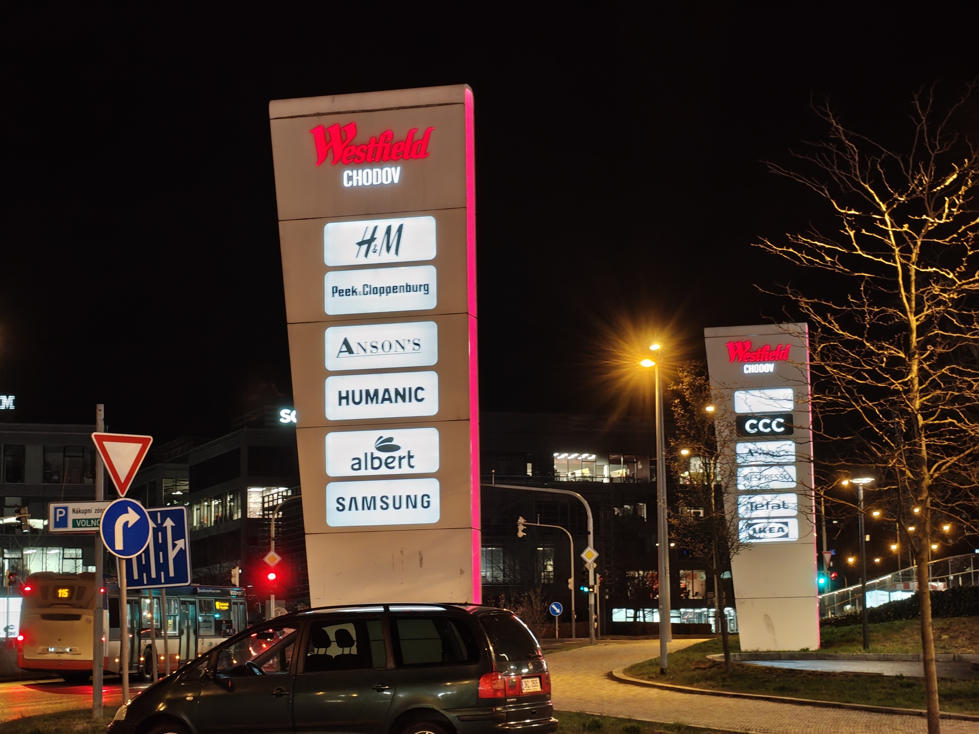 Nothing Phone (4a) Pro