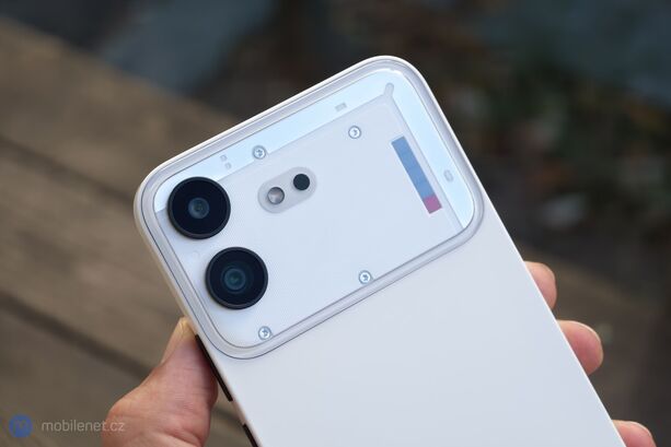Nothing Phone (4b)