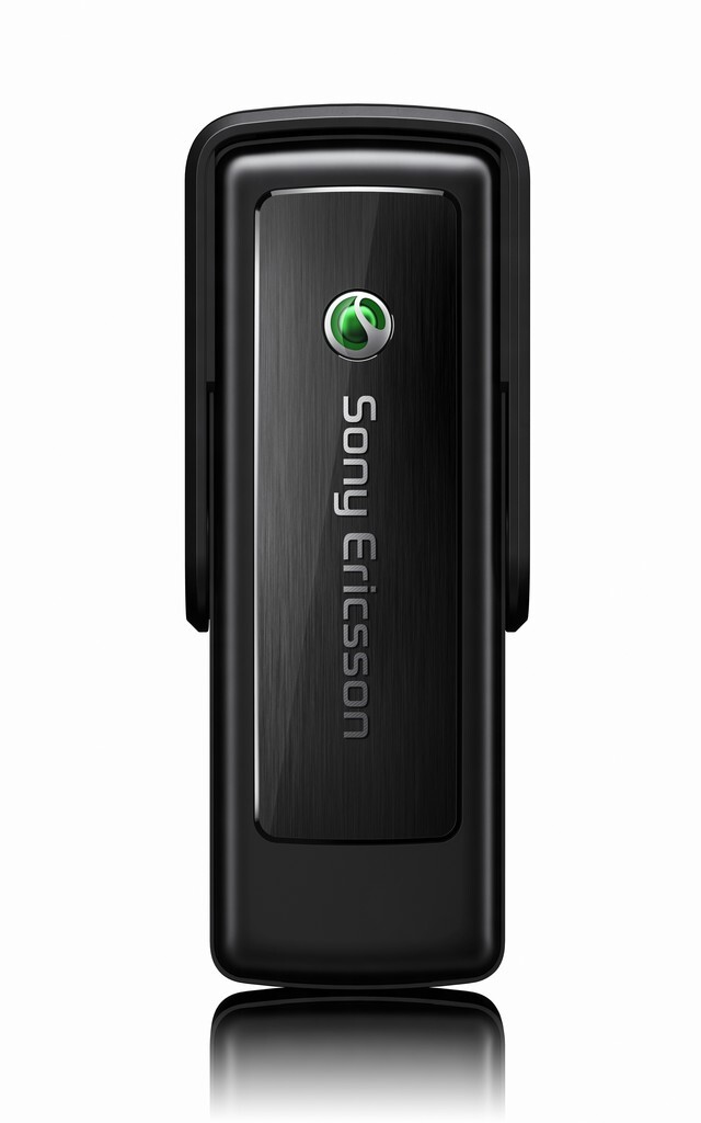 Nové USB modemy Sony Ericsson: GPS a čtečka karet