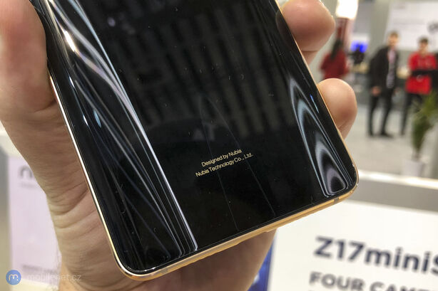 Nubia Z17s mini