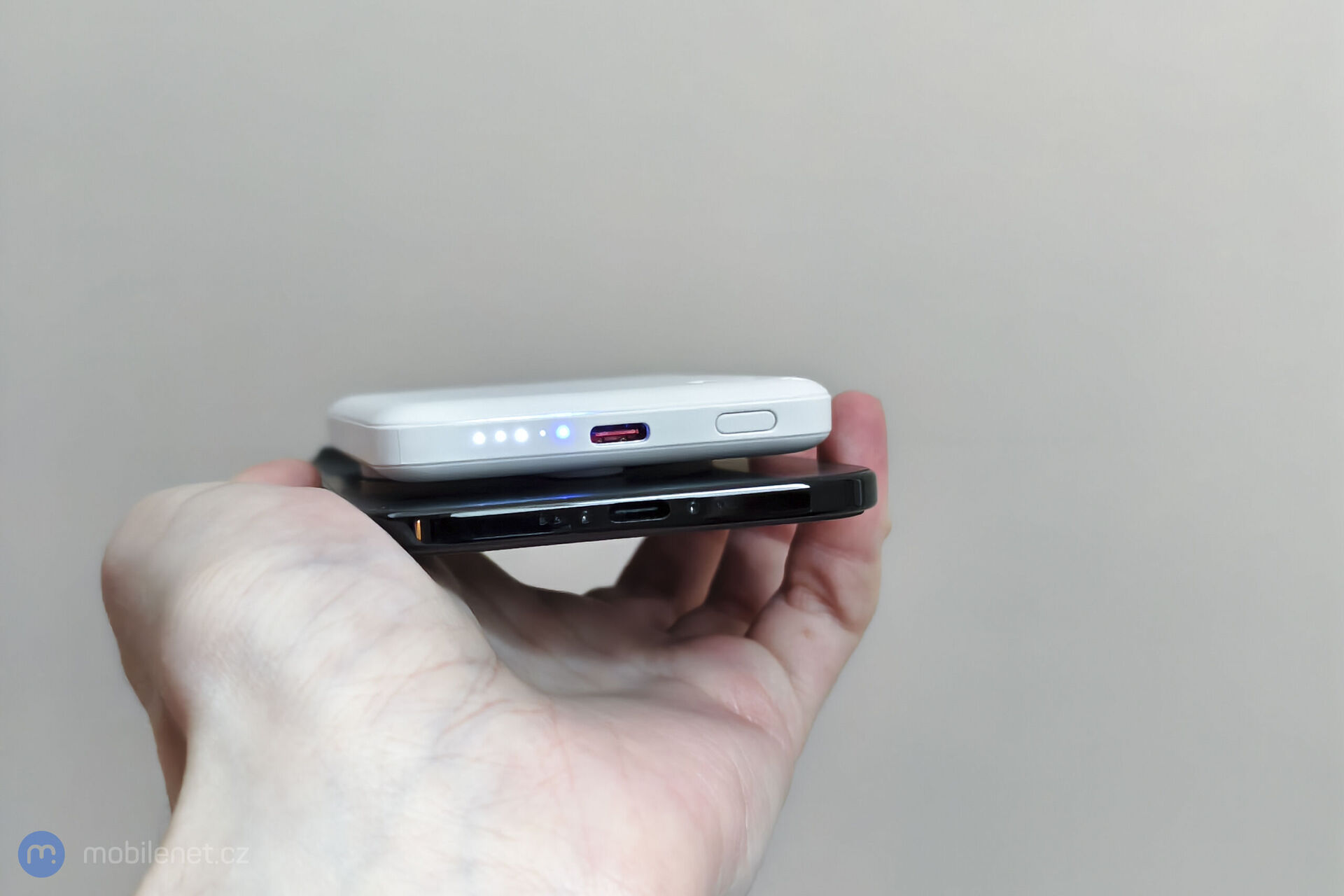 O2 MagSafe 5 000 mAh