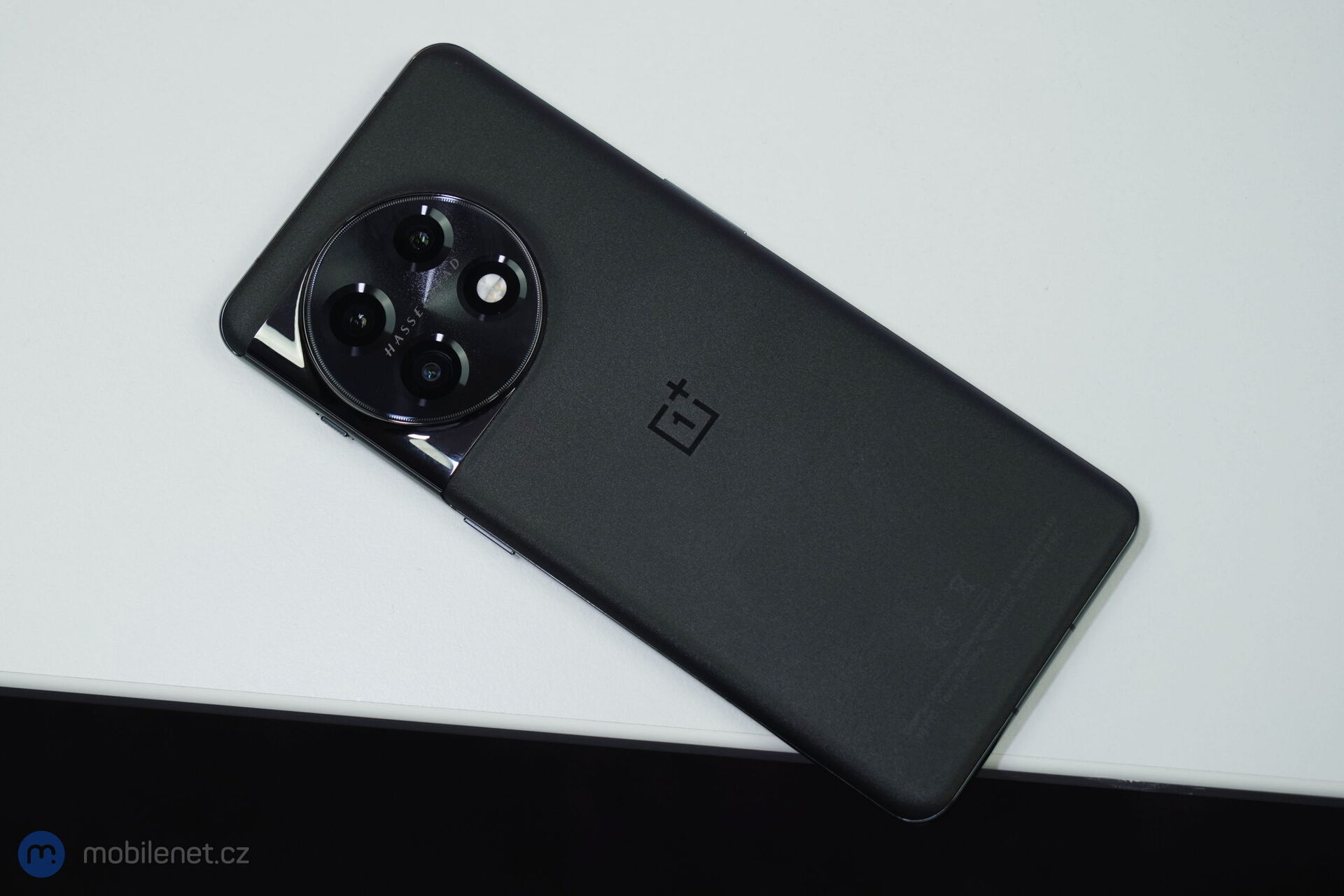 OnePlus 11
