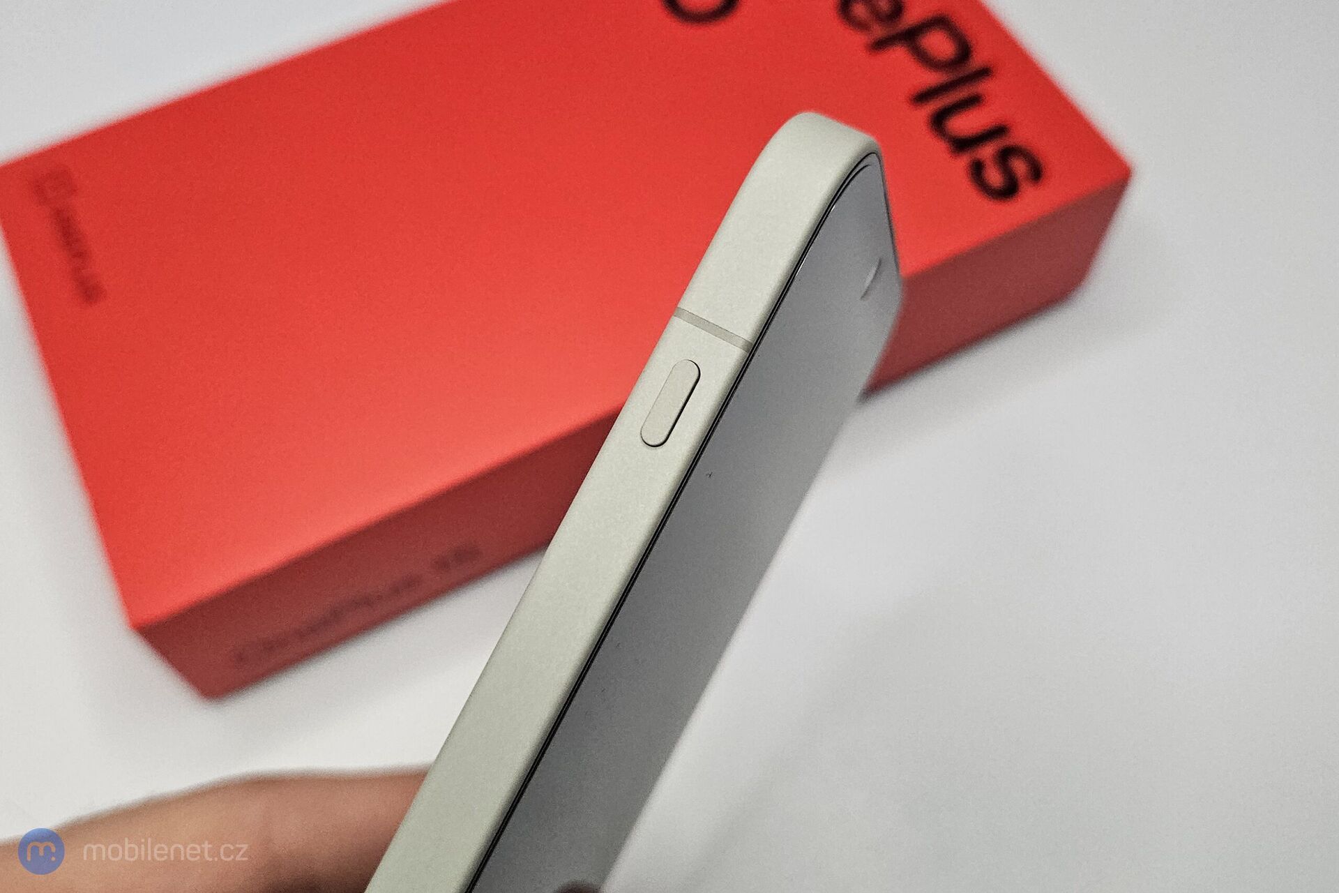 OnePlus 15
