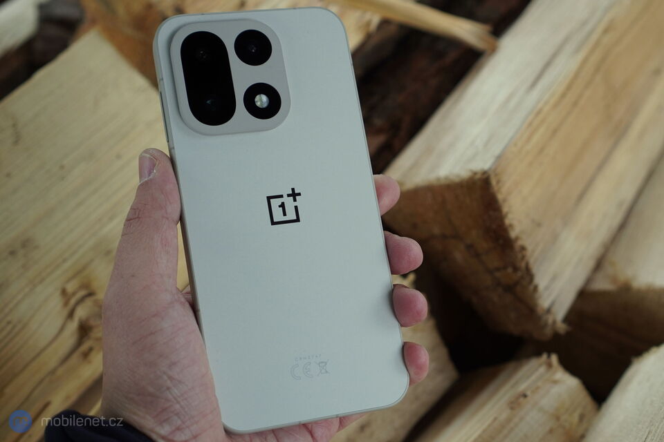 OnePlus 15