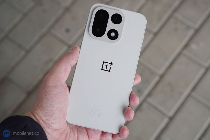 OnePlus 15
