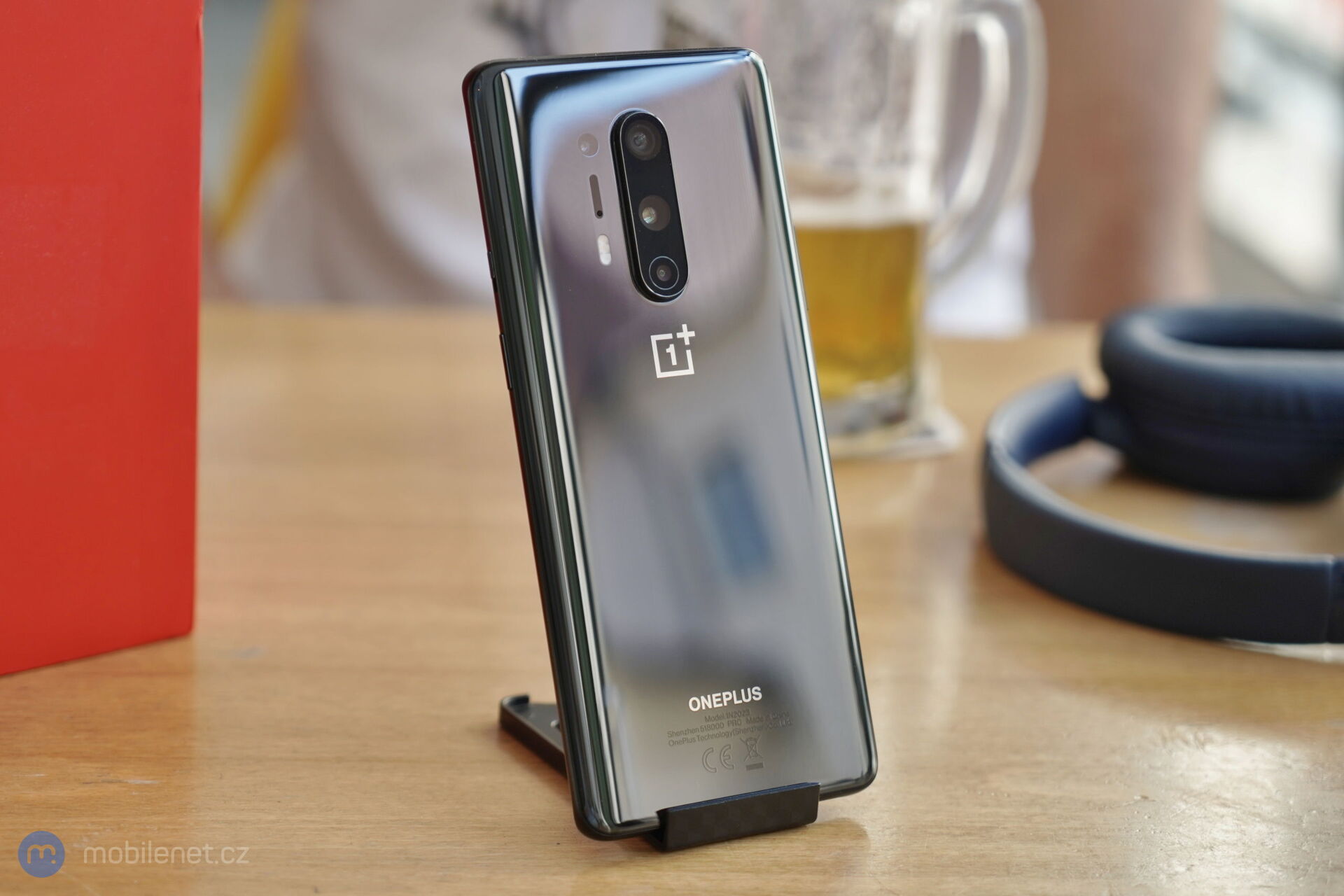 OnePlus 8 Pro