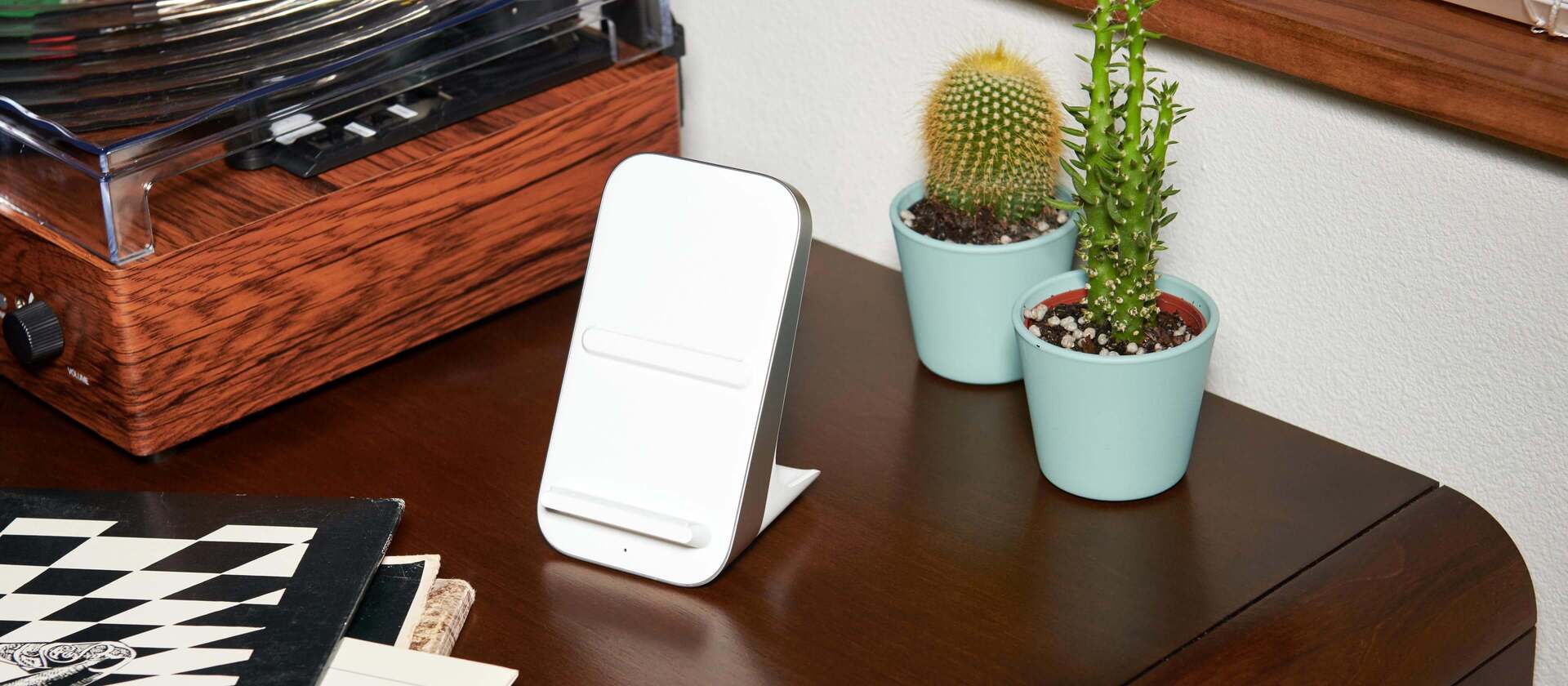 OnePlus Warp Charge 30 Wireless Charger