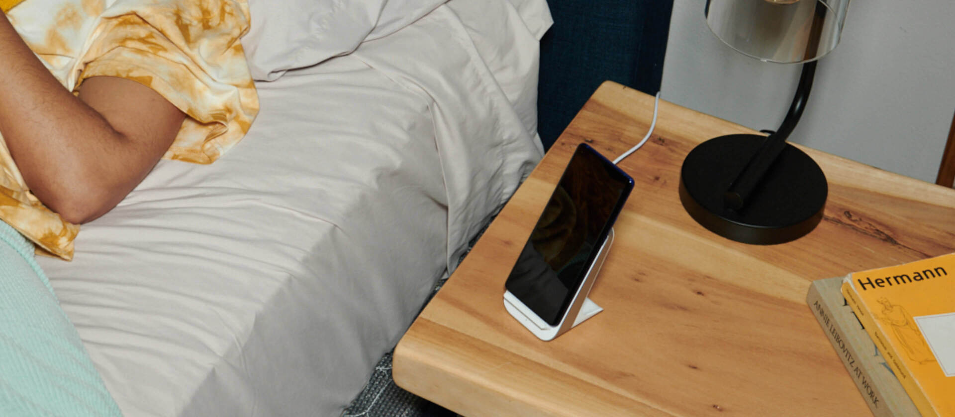 OnePlus Warp Charge 30 Wireless Charger