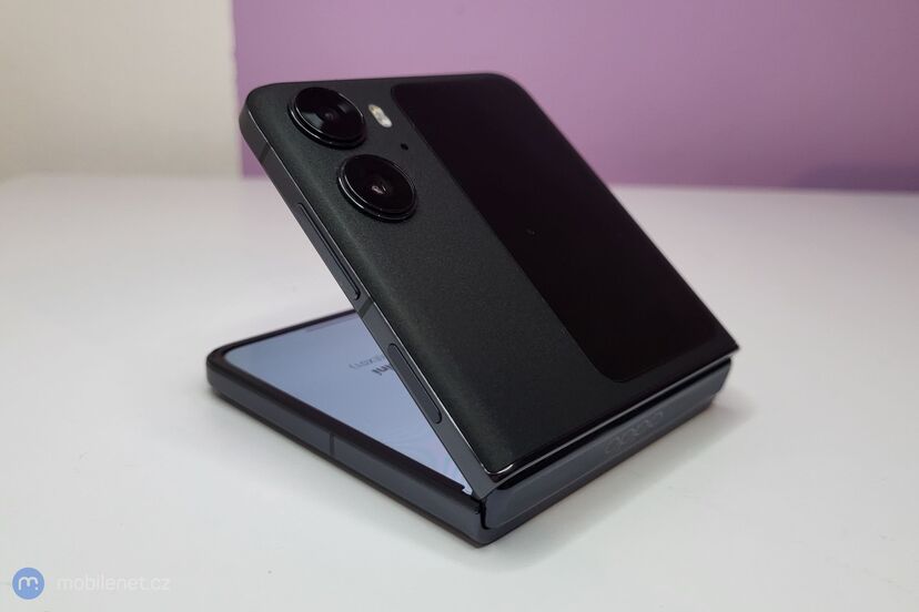 Oppo Find N2 Flip