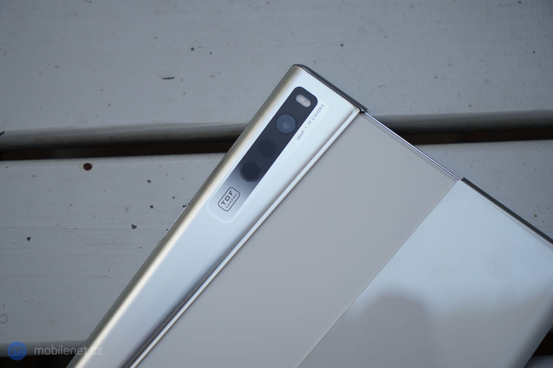 Oppo X 2021