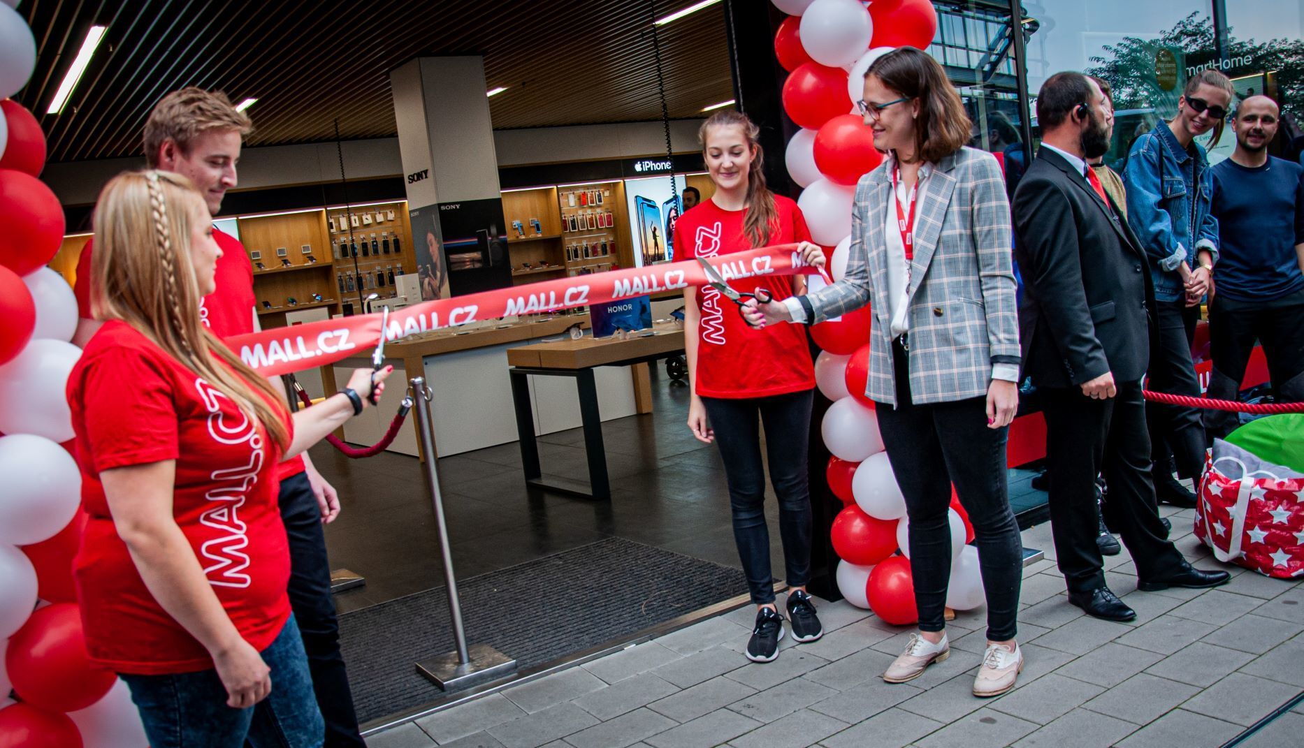 Otevření mobilní speciálky Mall