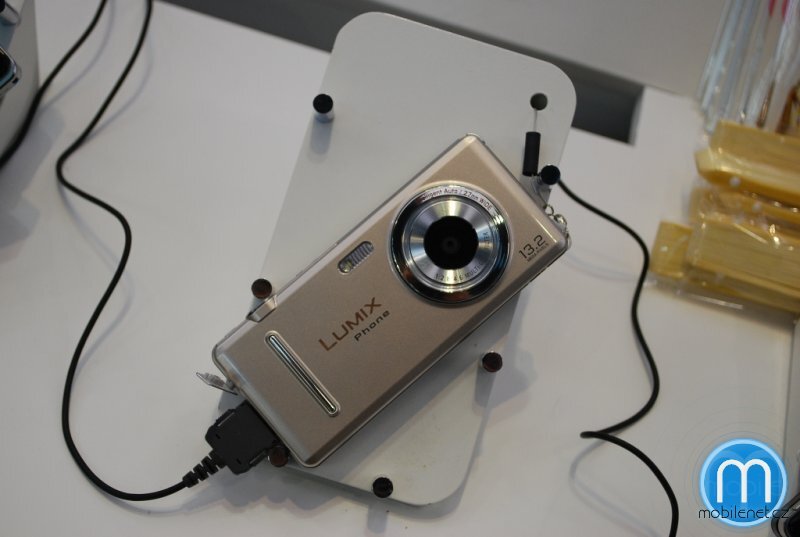 Panasonic P-03C LUMIX