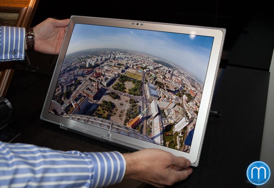 Panasonic Toughpad 4K UT-MB5