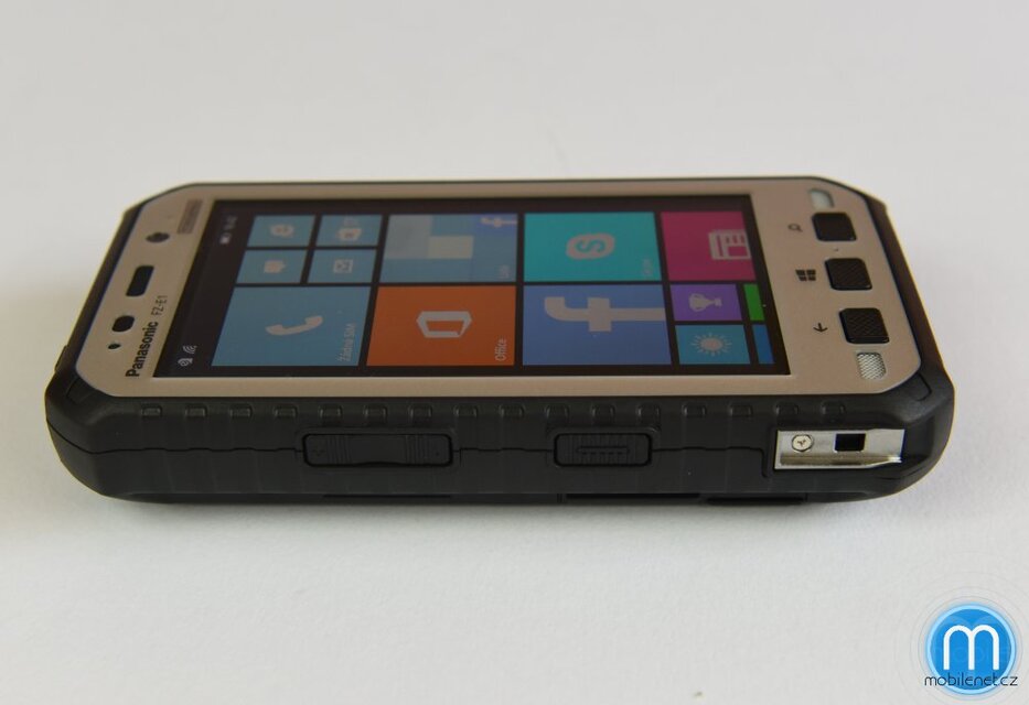 Panasonic Toughpad FZ-E1