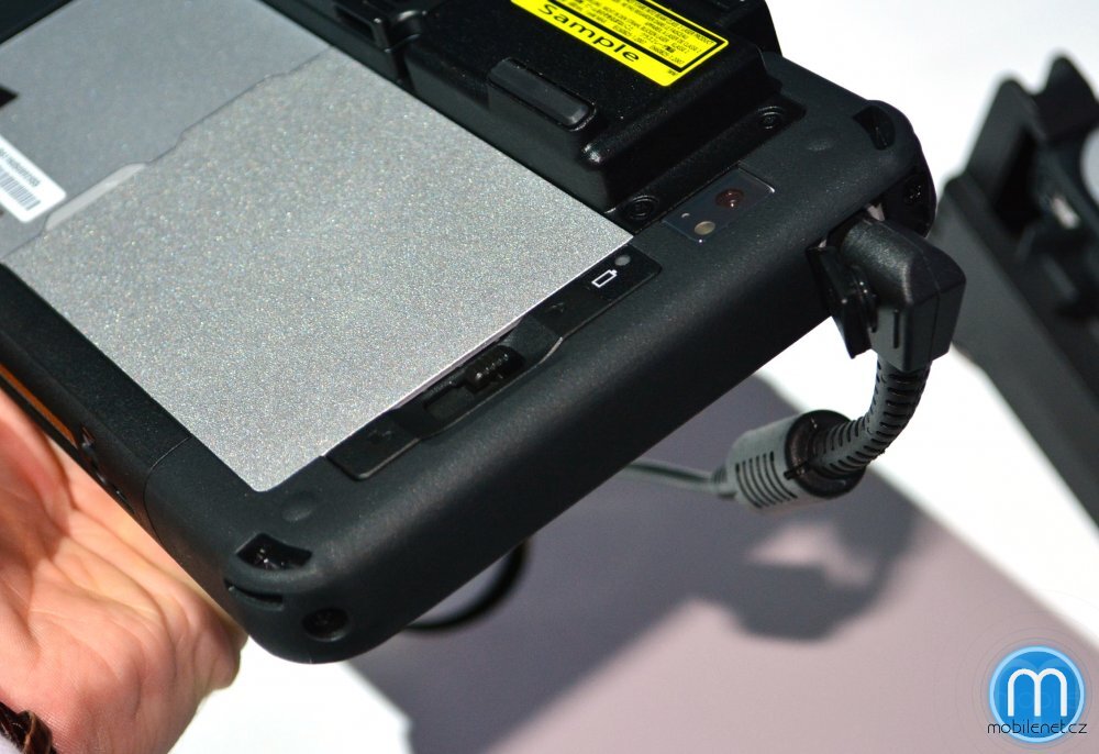 Panasonic Toughpad FZ-M1