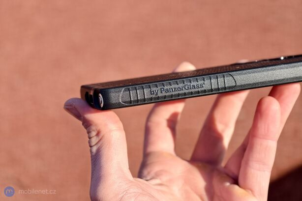 PanzerGlass Care Heat Beat Case