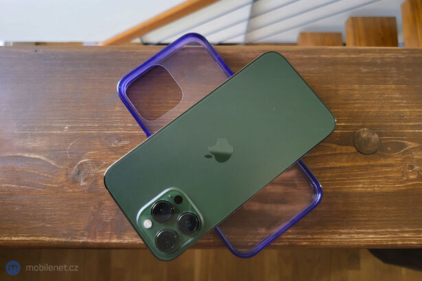 PanzerGlass ClearCaseColor