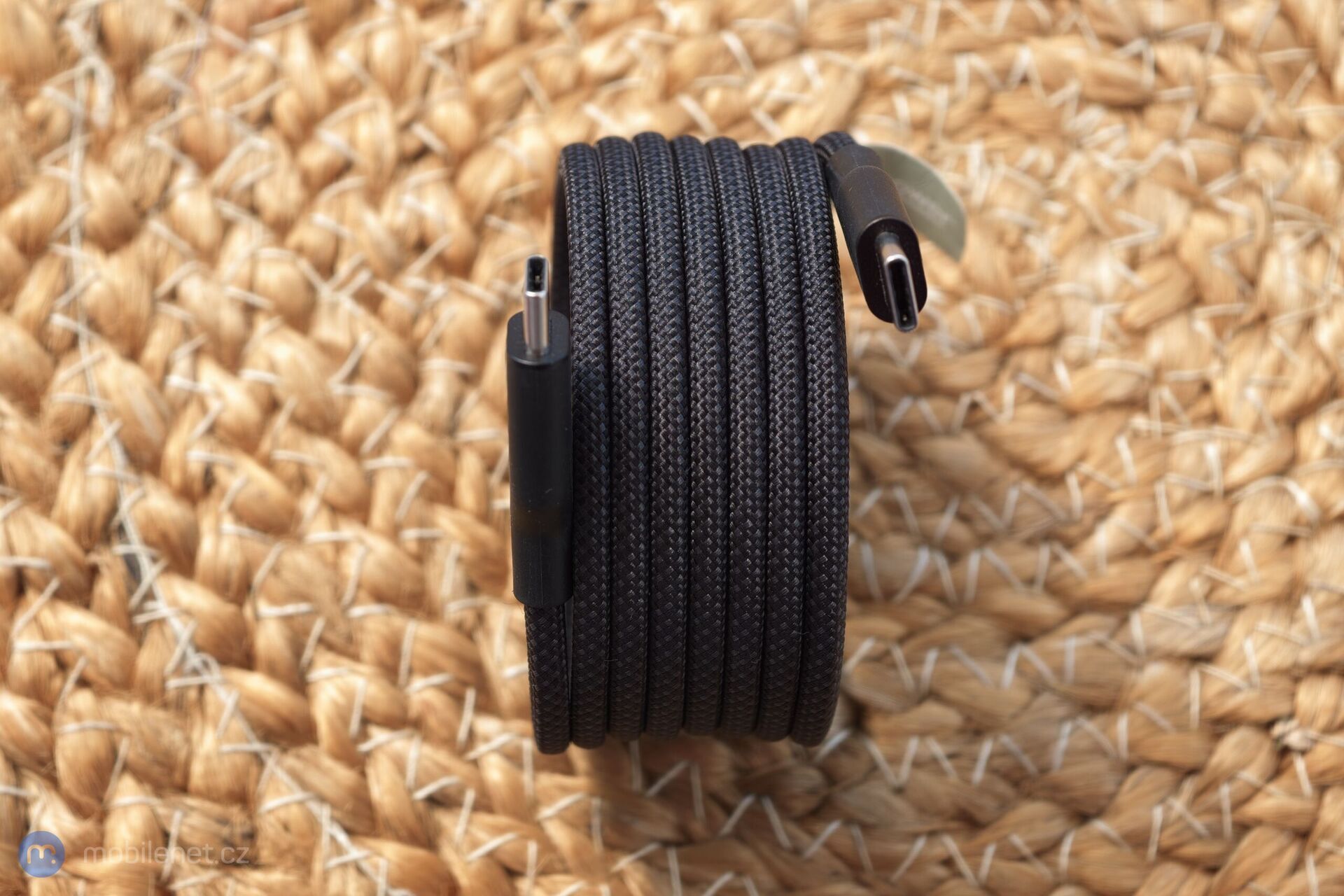 PanzerGlass empower opletený magnetický nabíjecí kabel - USB-C na USB-C - 1,5 m - černý