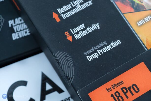 PanzerGlass příslušenství pro iPhony 18 Pro (Max)