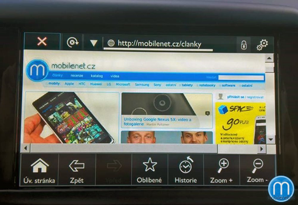 Peugeot 208 infotainment