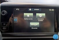 Peugeot 208 infotainment