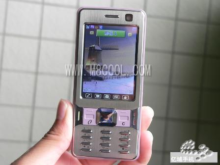 Plagiát ještě nepředstavené Nokie N82: To je rychlost